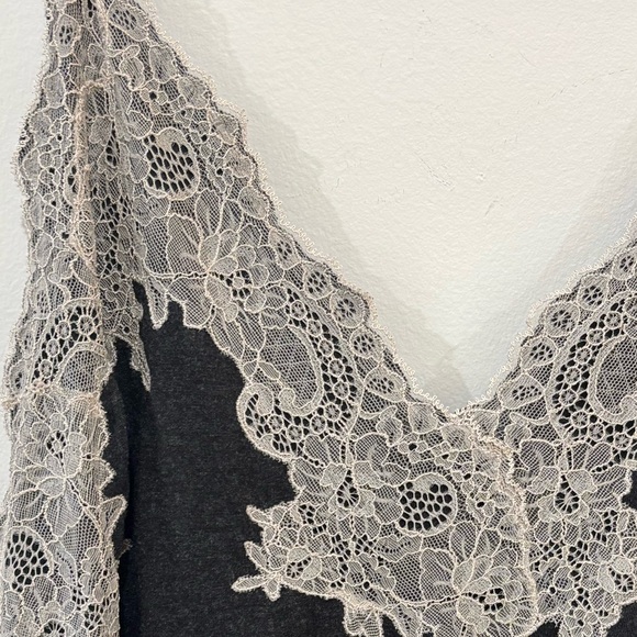 Natori Luxe Shangri-La Nightgown - Picture 4 of 5